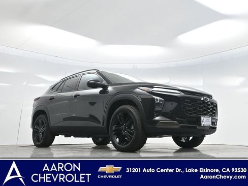 New 2026 Chevrolet Trax ACTIV w/ Driver Confidence Package image 2