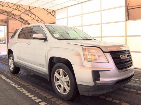 Used 2016 GMC Terrain SLE FWD image 3