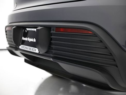 New 2026 Porsche Macan 4 Electric image 16