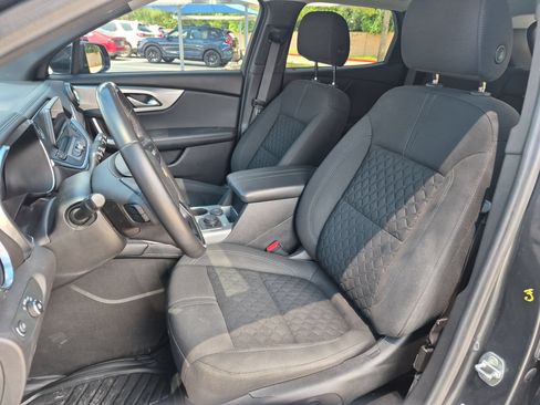 Used 2020 Chevrolet Blazer LT FWD image 13