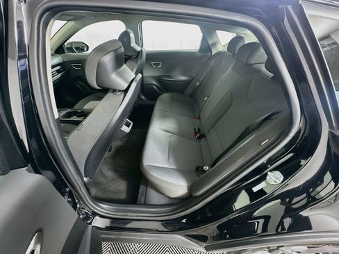 Used 2025 Kia K4 FWD image 26