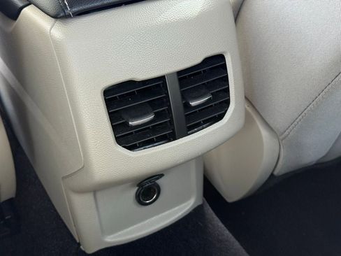 Certified 2020 Ford Fusion SE image 11