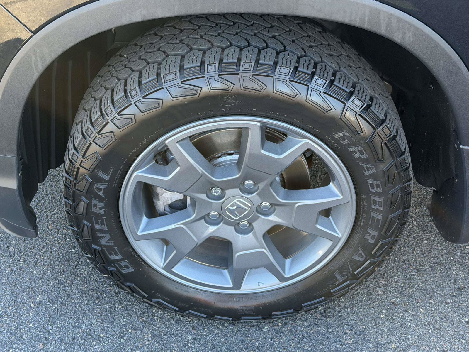 Certified 2025 Honda Passport TrailSport image 5