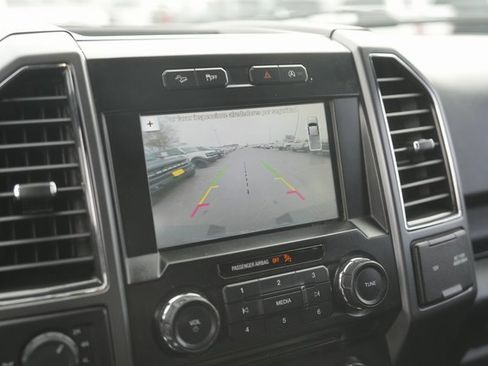 Used 2017 Ford F150 XLT w/ Equipment Group 302A Luxury image 26