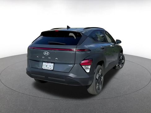 Used 2025 Hyundai Kona SEL image 12