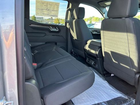New 2026 GMC Sierra 1500 Elevation image 17