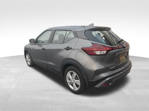 Used 2024 Nissan Kicks S FWD image 6