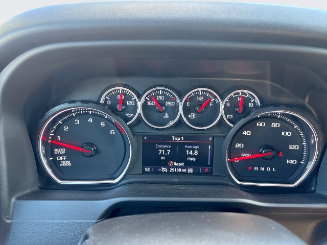 Used 2022 Chevrolet Silverado 1500 RST w/ Redline Edition AWD/4WD image 15