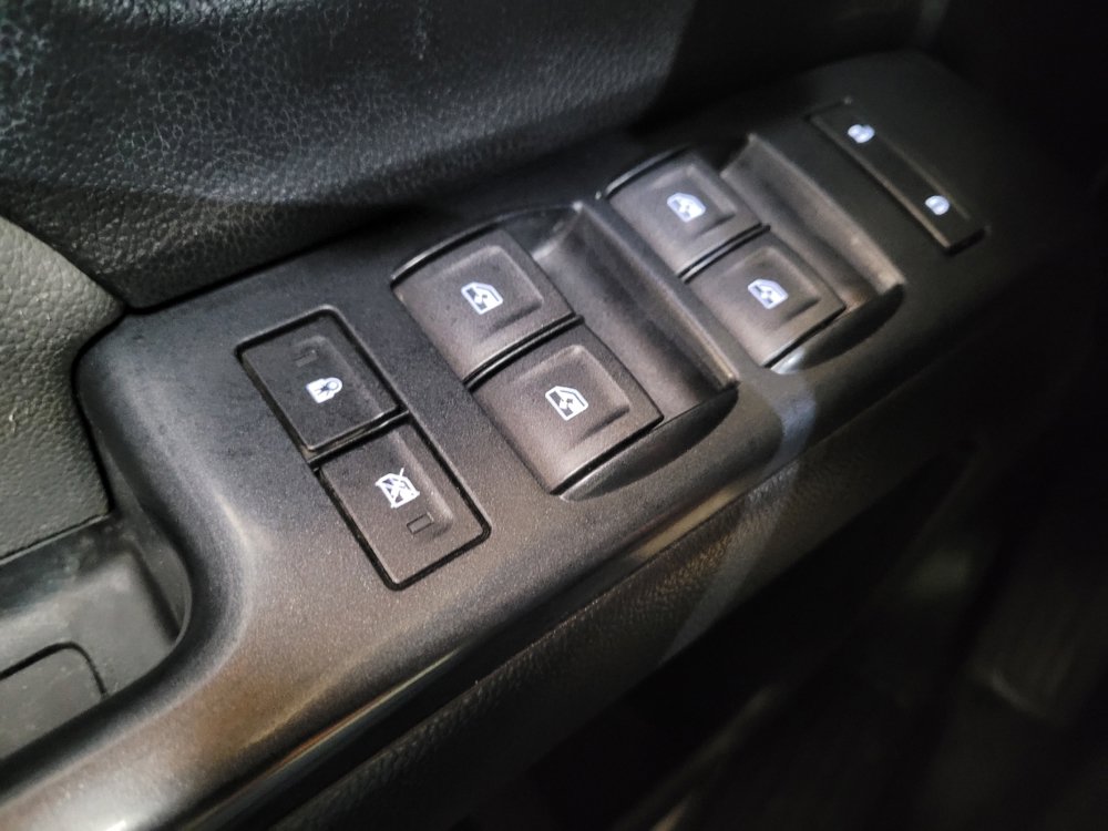 Used 2019 Chevrolet Silverado 2500 W/T AWD/4WD image 27