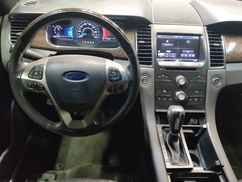 Used 2015 Ford Taurus Limited FWD image 22