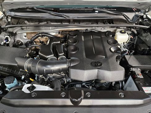 Used 2024 Toyota 4Runner TRD Off-Road image 19