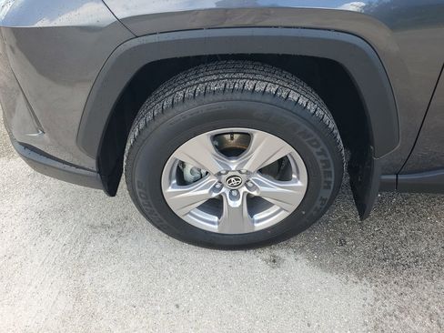 Used 2025 Toyota RAV4 XLE image 18