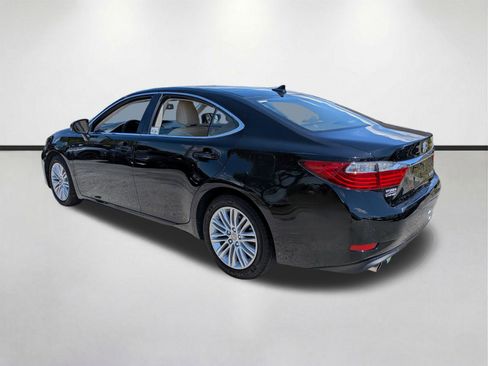 Used 2014 Lexus ES 350 w/ Luxury Package FWD image 6