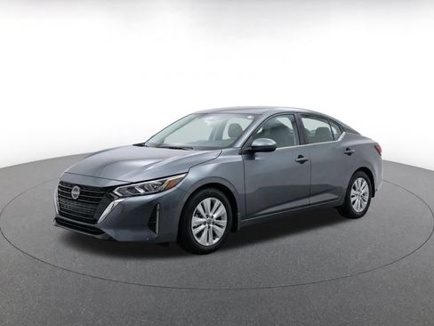 Used 2025 Nissan Sentra S FWD image 3