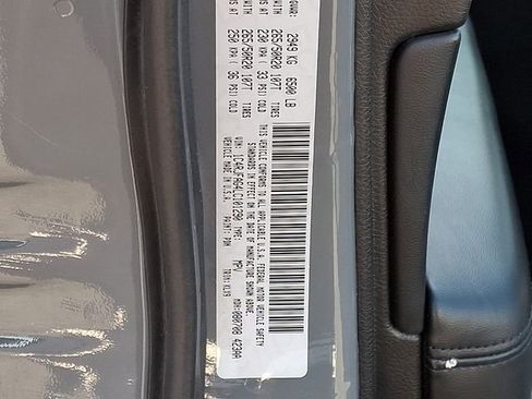 Used 2020 Jeep Grand Cherokee Altitude image 27