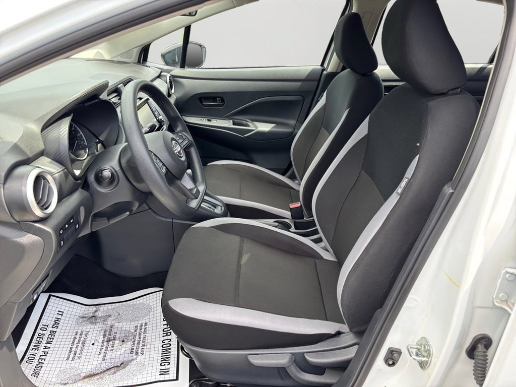 Used 2025 Nissan Versa S w/ Trunk Package FWD image 24