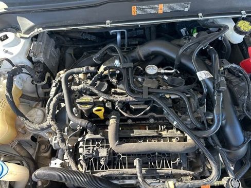 Used 2020 Ford Fusion SE image 34