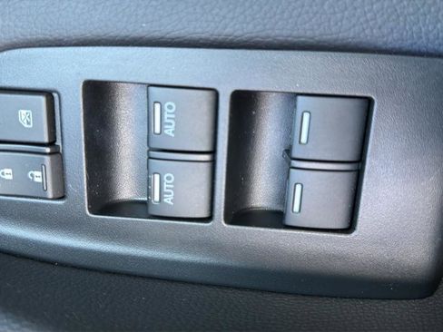 Used 2021 Honda Pilot Elite image 25