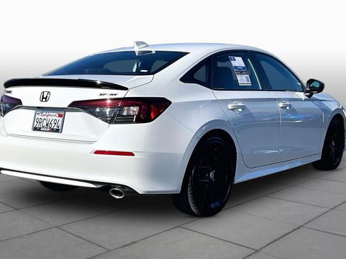 Used 2025 Honda Civic Sport image 12