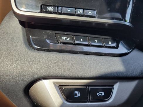 Used 2024 Lexus RX 350 Premium Plus w/ Convenience Package AWD/4WD image 21