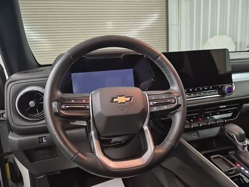 Used 2024 Chevrolet Colorado LT w/ LT Convenience Package III image 15