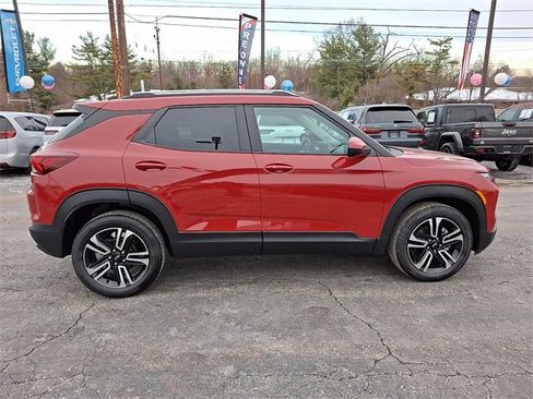 New 2026 Chevrolet TrailBlazer LT w/ LPO, Blackout Package image 5