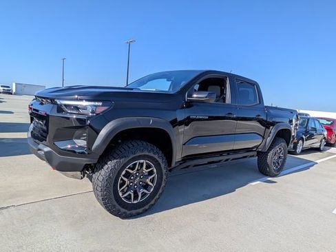 New 2026 Chevrolet Colorado ZR2 AWD/4WD image 3