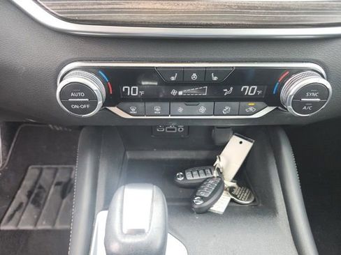 Used 2019 Nissan Altima 2.5 Platinum image 19