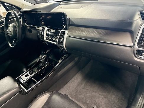 Used 2021 Kia Sorento SX AWD/4WD image 31