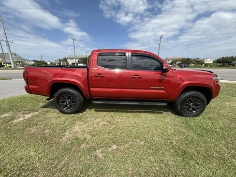 Used 2023 Toyota Tacoma SR image 8