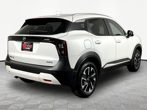 Certified 2025 Nissan Kicks SV w/ SV Premium Package AWD/4WD image 6