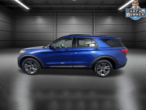 Used 2022 Ford Explorer XLT w/ Equipment Group 202A AWD/4WD image 3