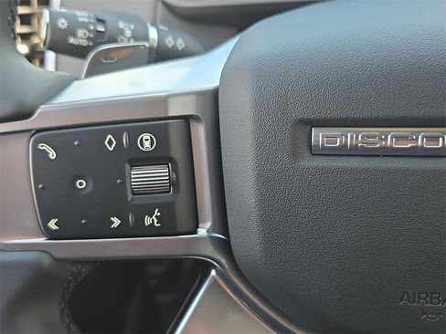 New 2026 Land Rover Discovery Limited Edition image 19