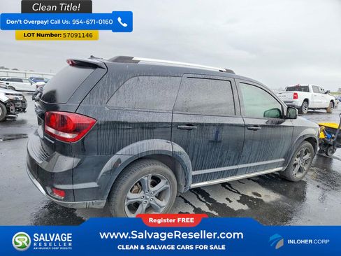 Used 2018 Dodge Journey Crossroad AWD/4WD image 4