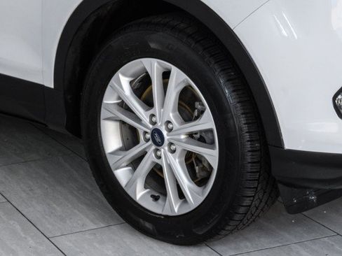 Used 2019 Ford Escape SEL AWD/4WD image 56