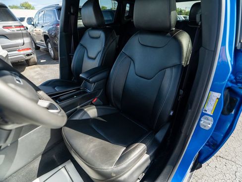 Used 2025 Jeep Compass Limited AWD/4WD image 20