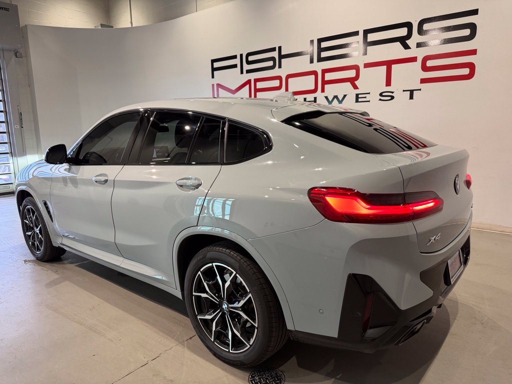 Used 2024 BMW X4 xDrive30i w/ Premium Package AWD/4WD image 7