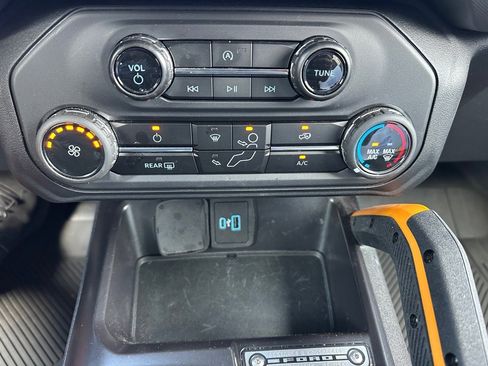 Certified 2024 Ford Bronco Badlands image 22