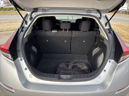 Used 2022 Nissan Leaf S image 8