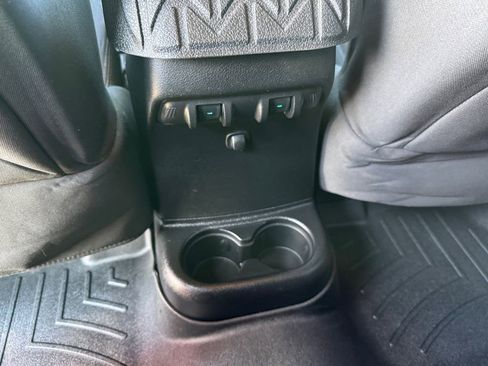 Used 2015 Jeep Wrangler Unlimited Sport w/ Quick Order Package 24S image 16