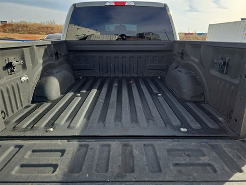 Used 2019 Ford F150 XLT w/ Trailer Tow Package image 12