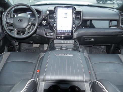 Used 2025 RAM 3500 Limited image 9