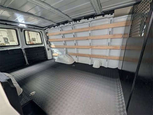Used 2024 Chevrolet Express 2500 w/ Driver Convenience Package image 5