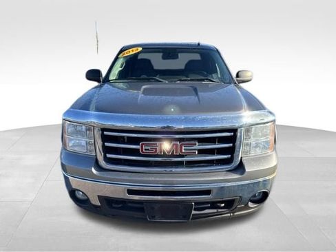 Used 2013 GMC Sierra 1500 SLE w/ Power Tech Package AWD/4WD image 2