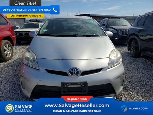 Used 2014 Toyota Prius Three image 7
