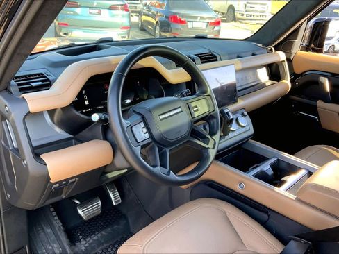 Used 2025 Land Rover Defender 110 X image 15