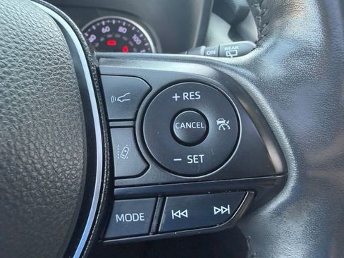 Used 2019 Toyota RAV4 XLE w/ Convenience Package AWD/4WD image 15