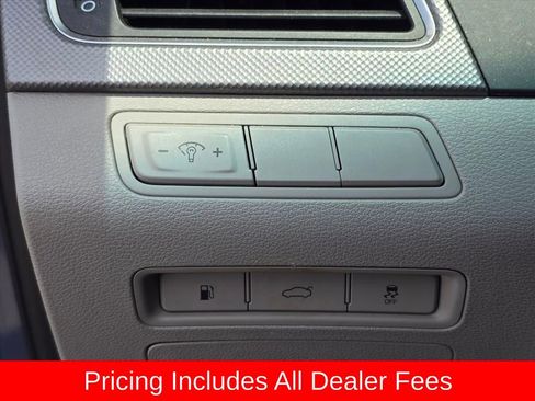 Used 2017 Hyundai Sonata SE w/ Cargo Package FWD image 9