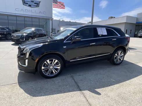 Used 2025 Cadillac XT5 Premium Luxury image 1