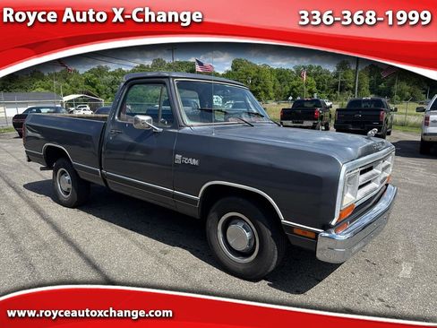 Used 1987 Dodge D/W Truck 100 RWD image 1